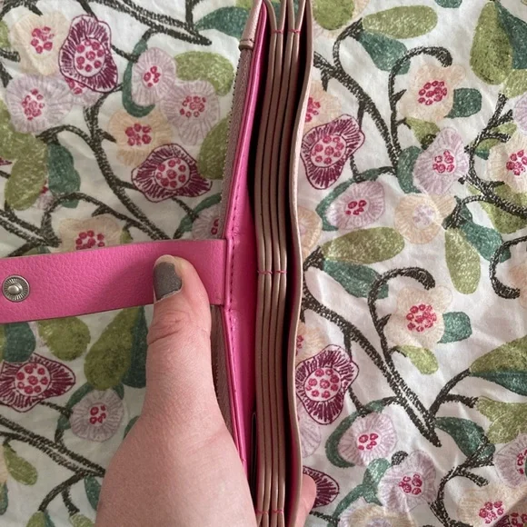 Pink Leather Wallet - Picture 3 of 3